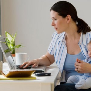 Доплаты матерям-одиночкам
