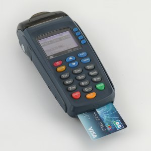 Сколько стоит терминал для оплаты картами различных товаров и услуг